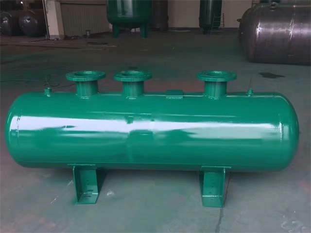 海林海林海林蒸汽分气缸1.jpeg